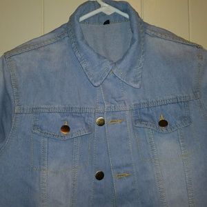 Jean jacket light wash